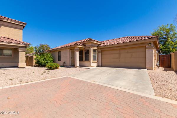 Chandler, AZ 85249,2318 E GLENEAGLE Drive