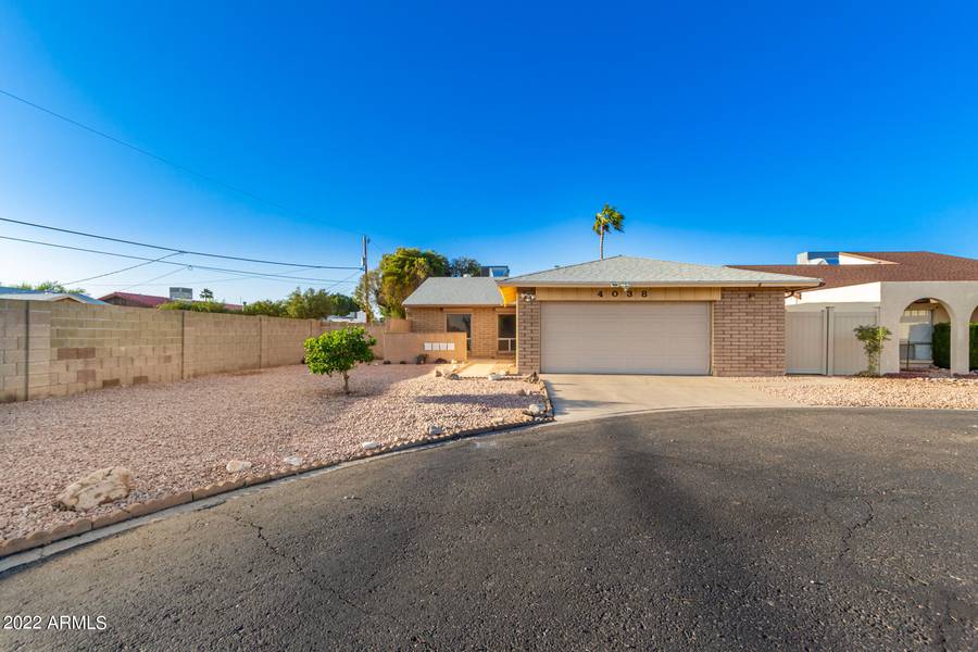 4038 W ROYAL PALM Road, Phoenix, AZ 85051