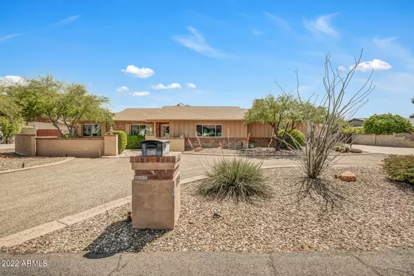 7145 W JOHN CABOT Road, Glendale, AZ 85308