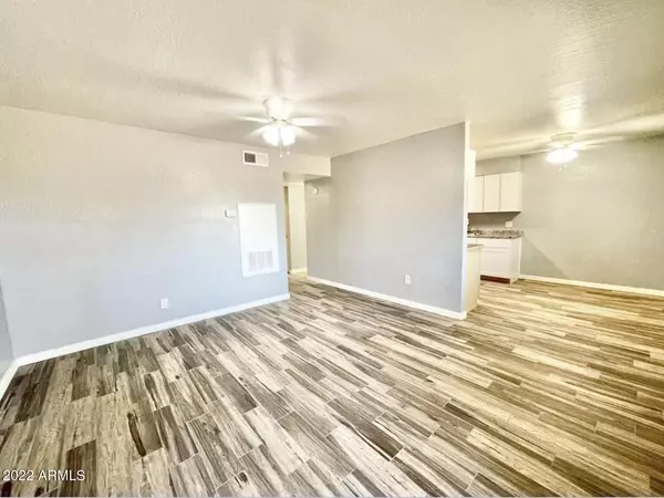 Phoenix, AZ 85017,2537 W GEORGIA Avenue #10