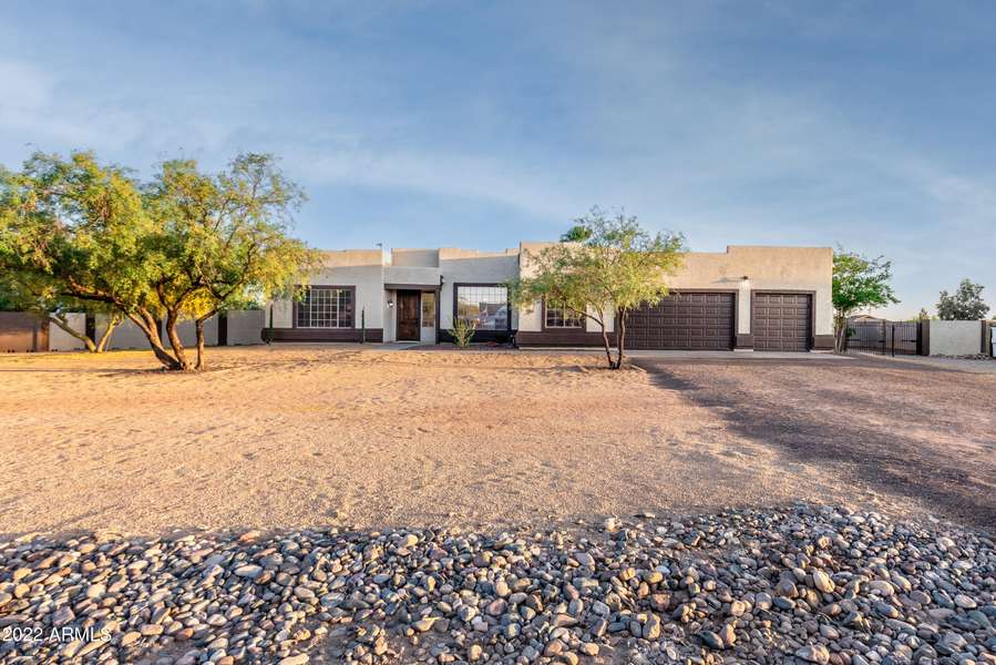 24529 W MARK Lane, Wittmann, AZ 85361