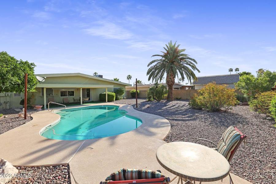 10709 W PINION Lane, Sun City, AZ 85373