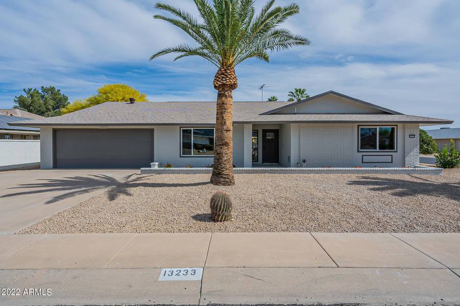 13233 W BEECHWOOD Drive, Sun City West, AZ 85375