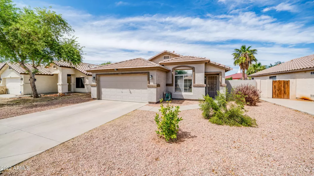 7990 W SOLANO Drive N, Glendale, AZ 85303