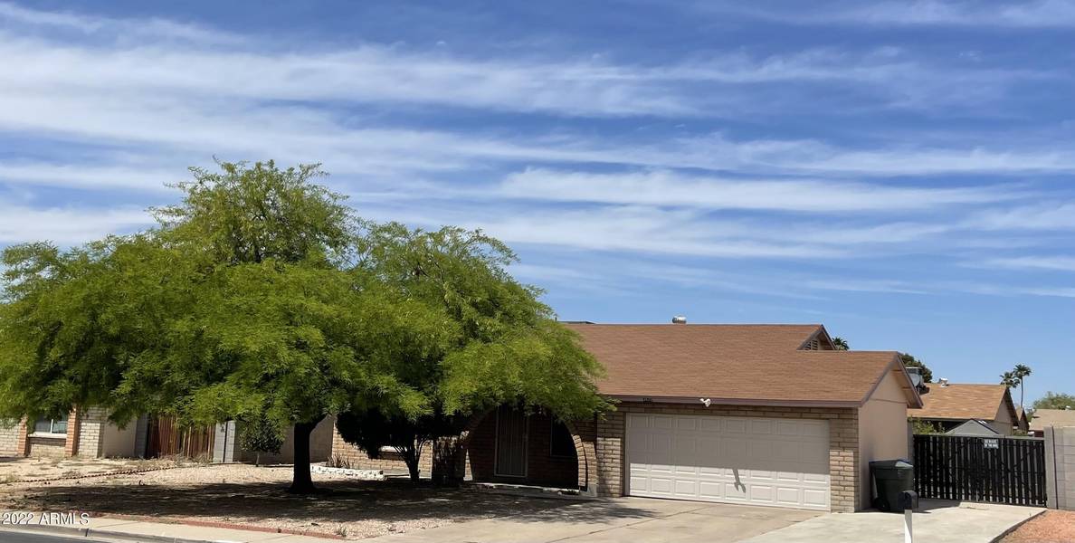 3820 W GROVERS Avenue, Glendale, AZ 85308