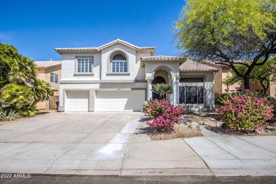 301 N CARRIAGE Lane, Chandler, AZ 85224