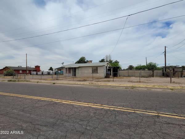 Eloy, AZ 85131,704 N CURIEL Street