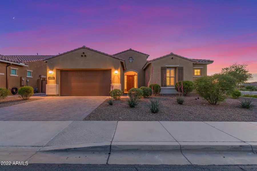 17893 W MOUNTAIN SAGE Drive, Goodyear, AZ 85338