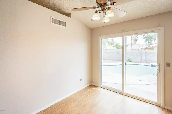 Phoenix, AZ 85022,1713 E SANDRA Terrace