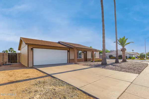 Chandler, AZ 85225,735 W PALOMINO Drive