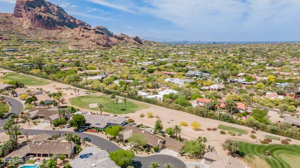 Paradise Valley, AZ 85253,5525 E Lincoln Drive #98