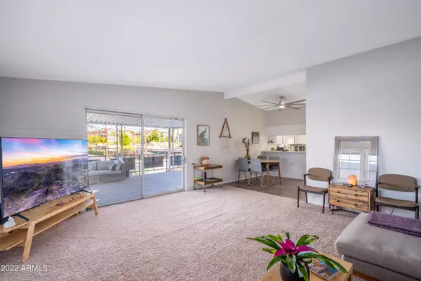 3505 E CAMPBELL Avenue #21, Phoenix, AZ 85018