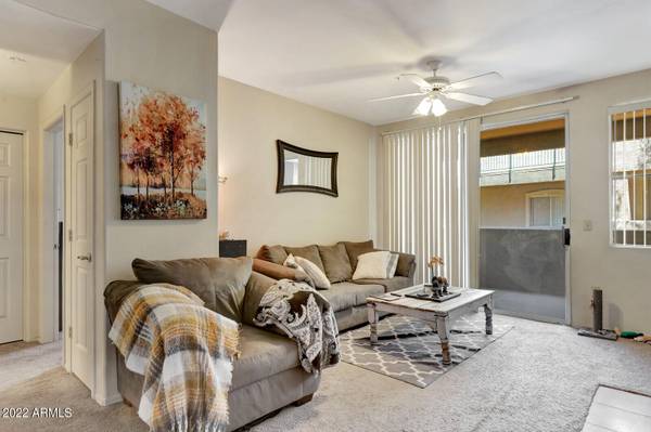 Phoenix, AZ 85048,3830 E LAKEWOOD Parkway E #2047