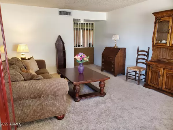 Phoenix, AZ 85029,3326 W Yucca Street