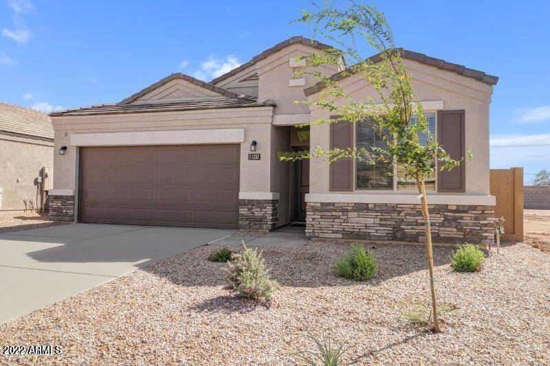 31046 W MITCHELL Drive, Buckeye, AZ 85396