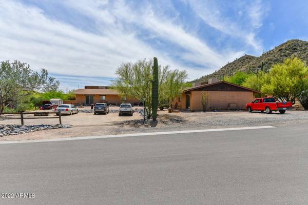 Cave Creek, AZ 85331,5811 E SURREY Drive