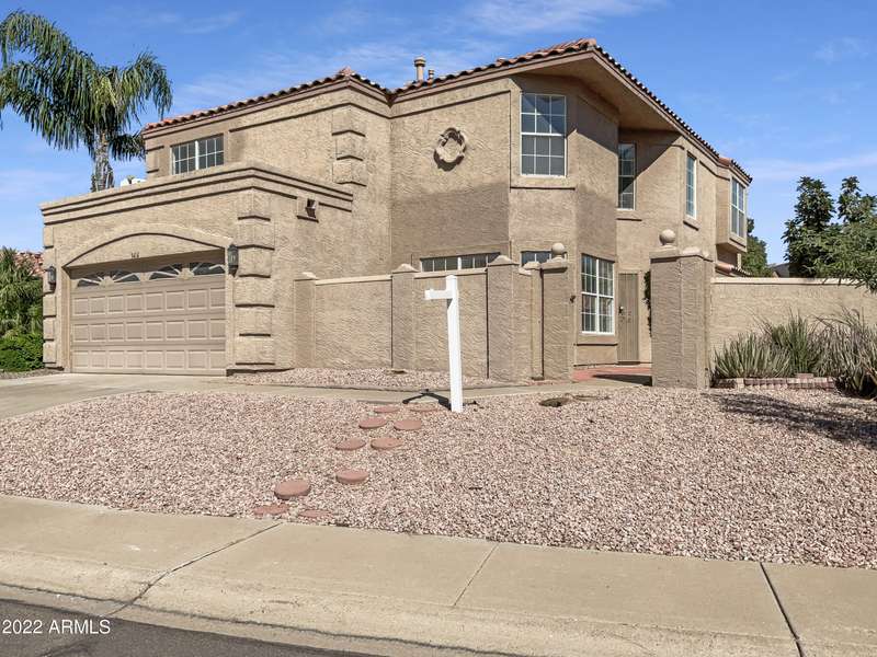 3414 E WOODLAND Drive, Phoenix, AZ 85048