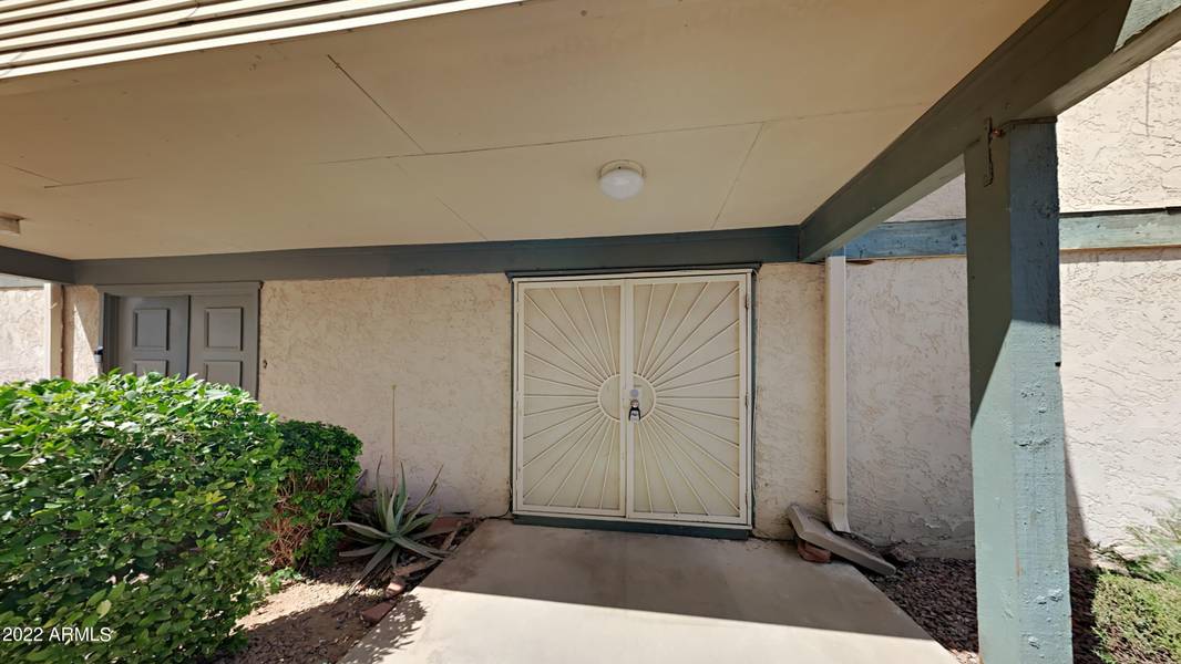 6012 W GOLDEN Lane, Glendale, AZ 85302