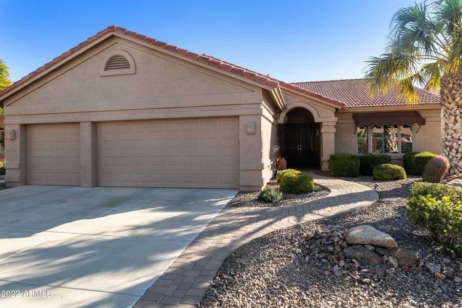 23715 S ANGORA Drive, Sun Lakes, AZ 85248