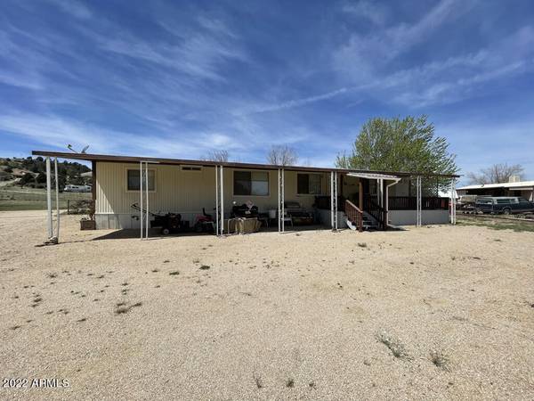 Peeples Valley, AZ 86332,18273 S Frontier Road