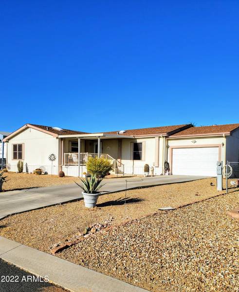 30853 S MEANDERING Lane #57, Congress, AZ 85332