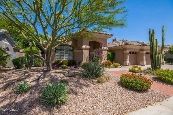 5504 E CANNON Drive, Paradise Valley, AZ 85253