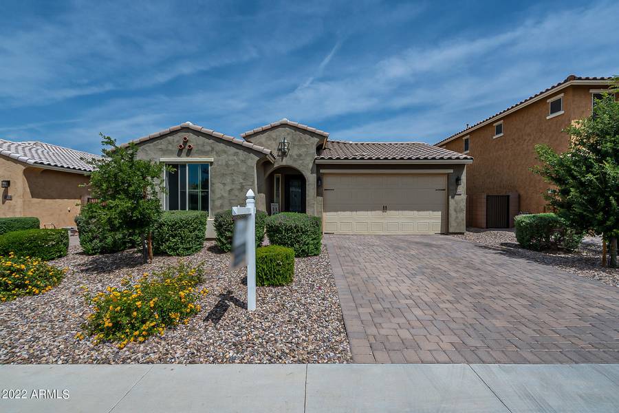 2722 E CHERRY HILL Drive, Gilbert, AZ 85298