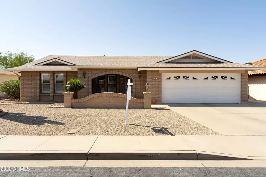 8059 E MESETO Avenue, Mesa, AZ 85209