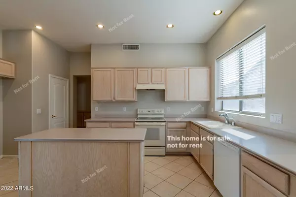 Chandler, AZ 85286,702 W RAVEN Drive