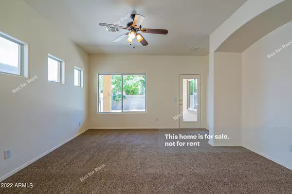 Gilbert, AZ 85295,1845 S VOYAGER Drive