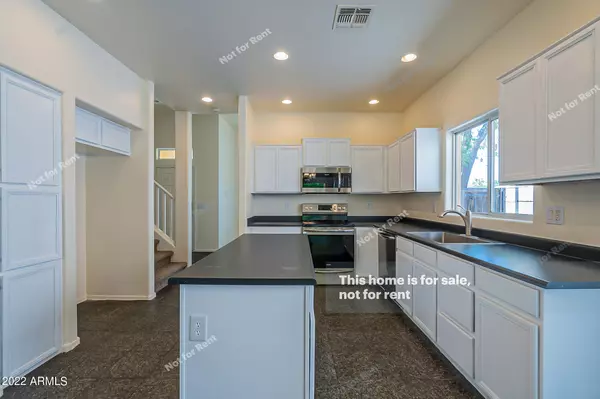 Gilbert, AZ 85295,1845 S VOYAGER Drive