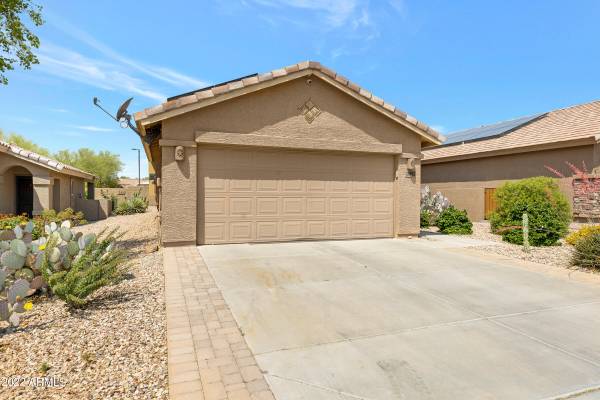 Buckeye, AZ 85326,542 S 233RD Drive