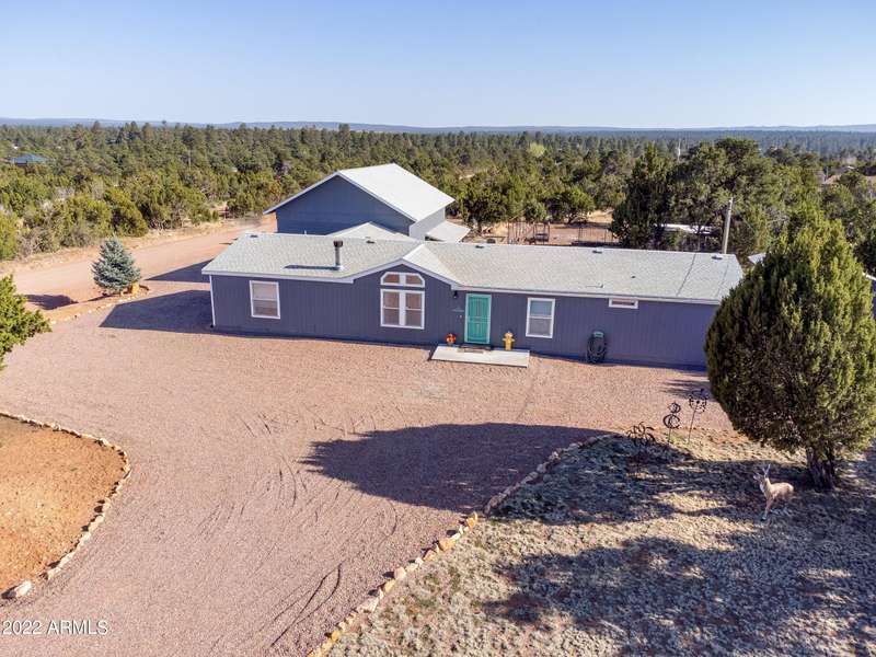 3690 TIMBERLAKE Drive, Overgaard, AZ 85933