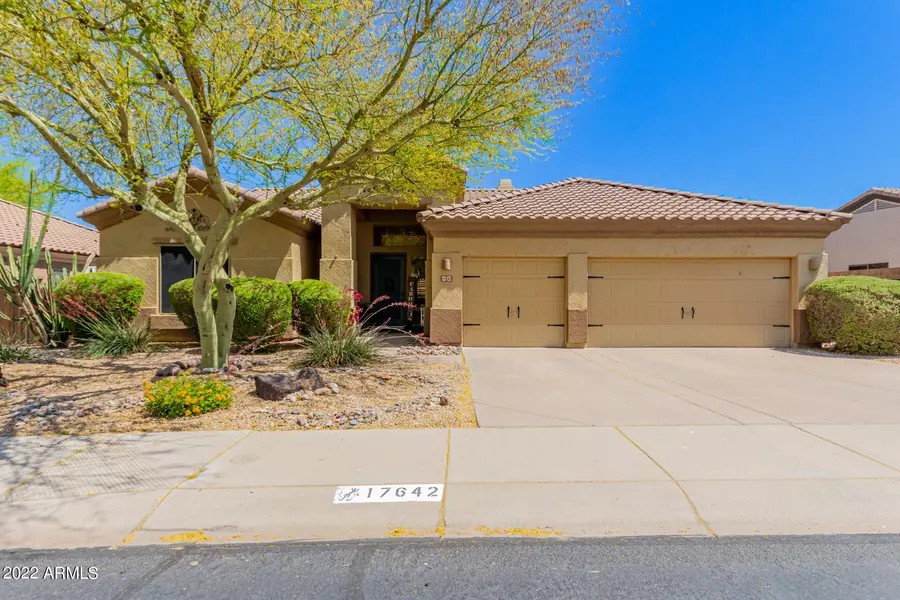 17642 W SUMMIT Drive, Goodyear, AZ 85338