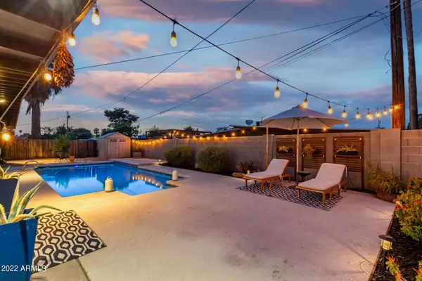 Phoenix, AZ 85028,3702 E LAUREL Lane