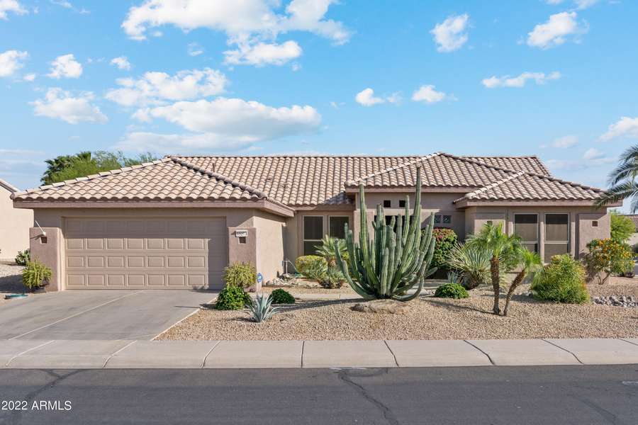 15273 W PINEHURST Lane, Surprise, AZ 85374