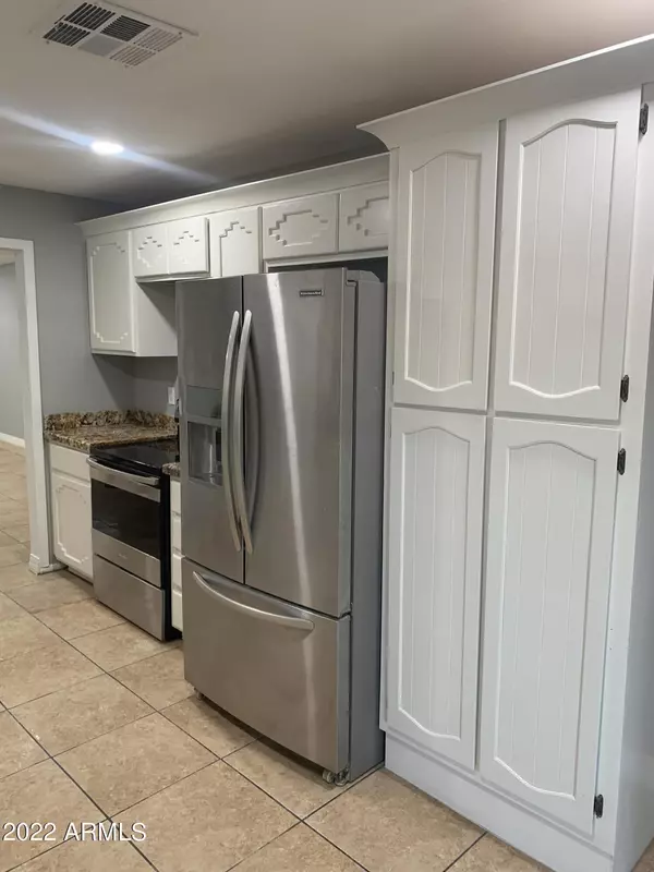 Phoenix, AZ 85033,4337 N 70TH Avenue
