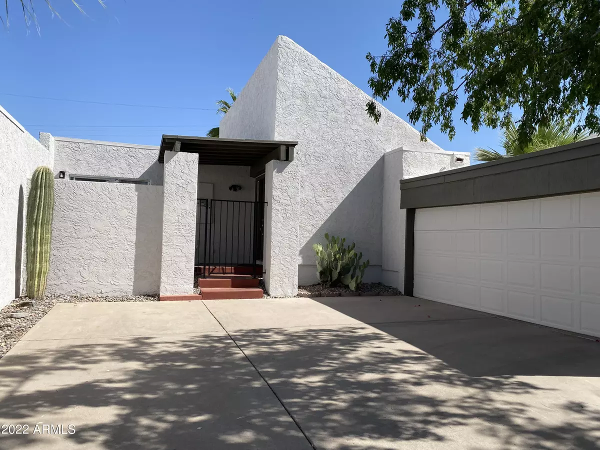 Tempe, AZ 85288,330 E EMBASSY Street