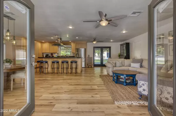 Phoenix, AZ 85018,3312 E FLOWER Street