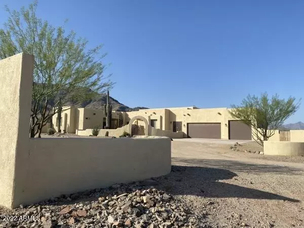 3327 W CARVER Road, Laveen, AZ 85339