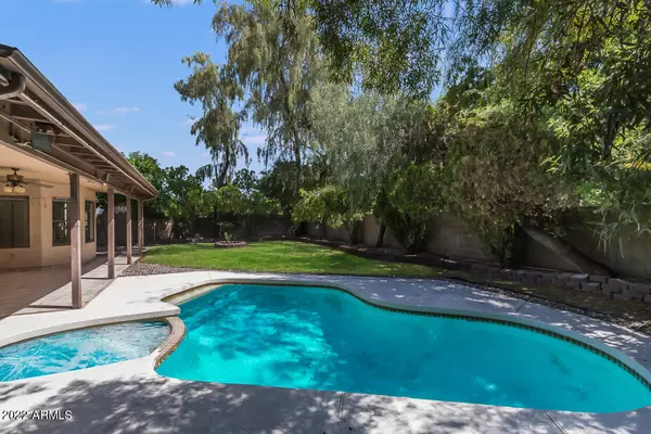 16233 N 60TH Avenue, Glendale, AZ 85306