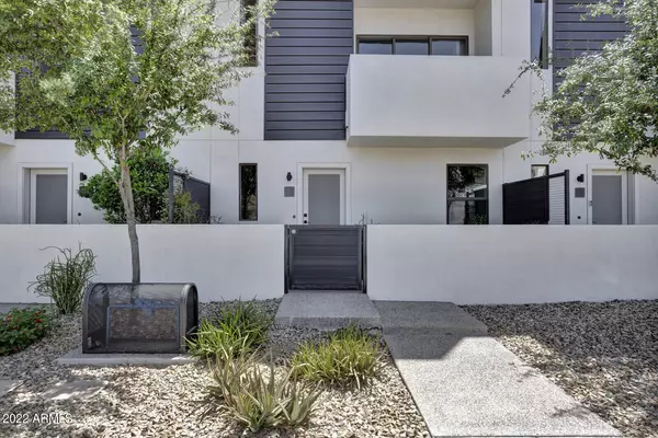 Phoenix, AZ 85004,325 E CORONADO Road #4