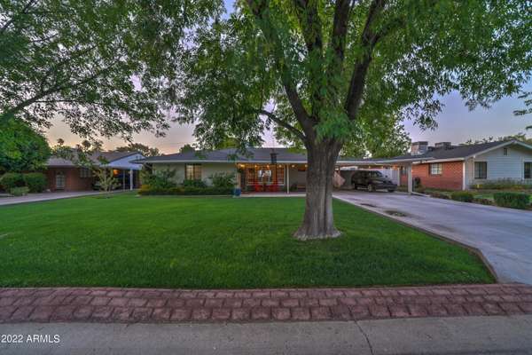 4308 E PINCHOT Avenue, Phoenix, AZ 85018