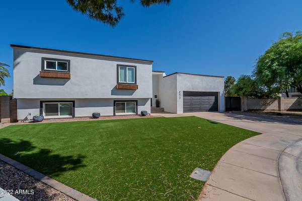 Scottsdale, AZ 85251,8626 E WHITTON Avenue