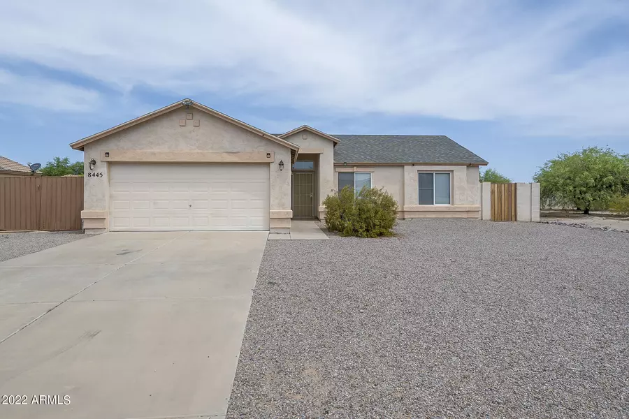 8445 W REVENTON Drive, Arizona City, AZ 85123