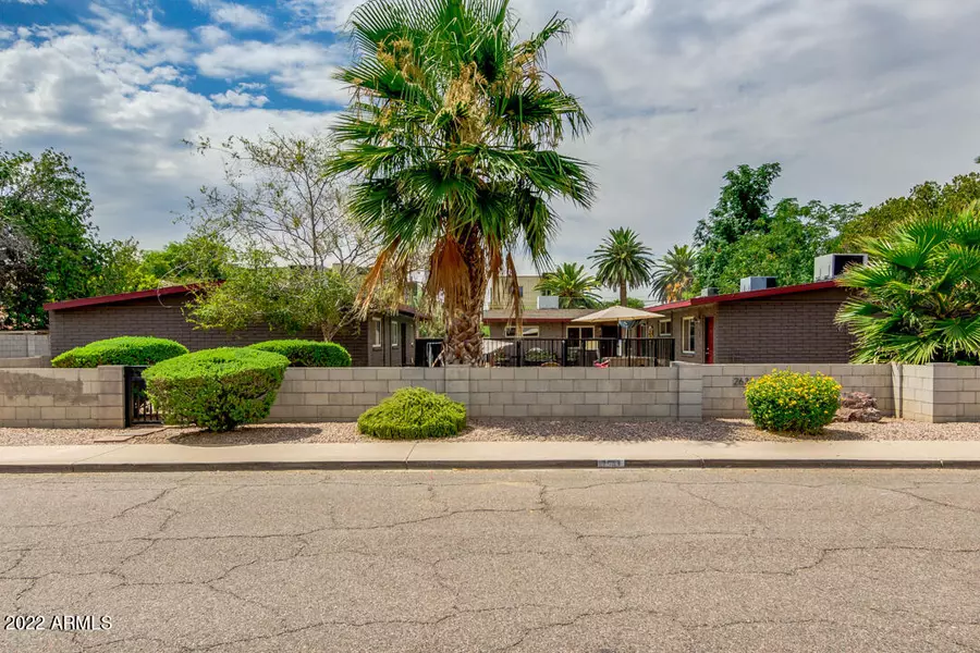 2633 E Glenrosa Avenue, Phoenix, AZ 85016