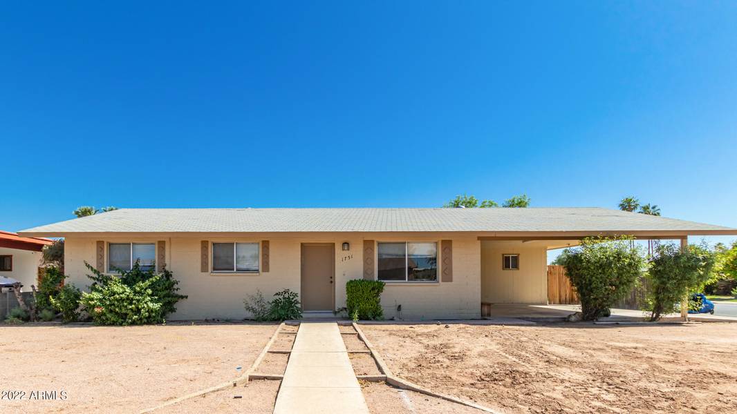 1751 W CAPRI Avenue, Mesa, AZ 85202