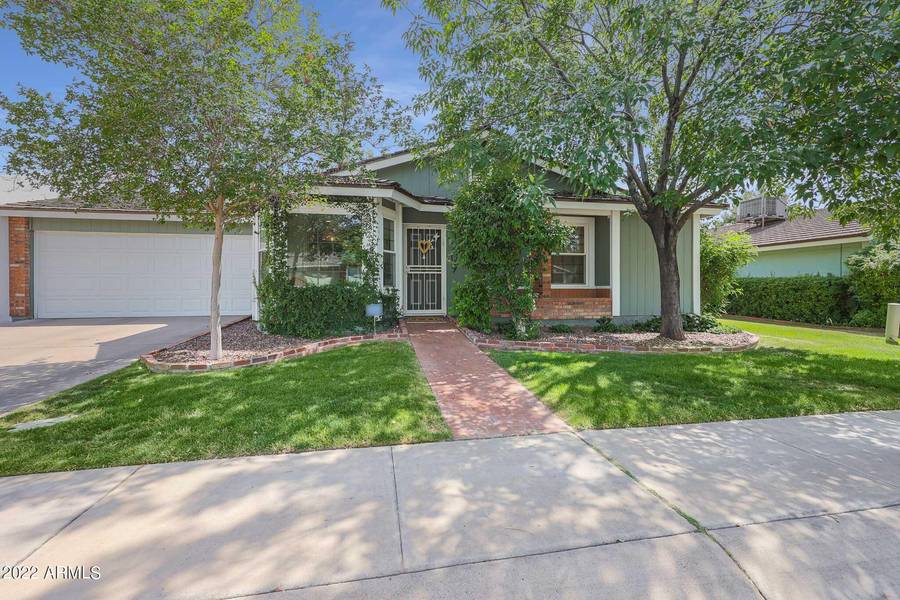 209 E HARTFORD Avenue, Phoenix, AZ 85022