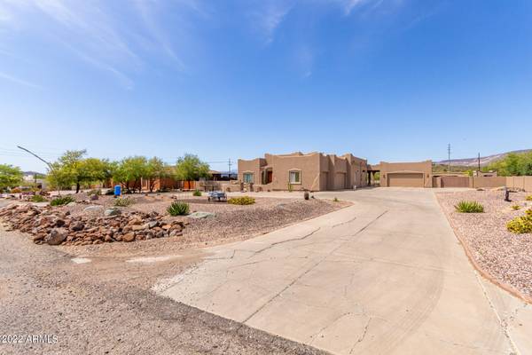 New River, AZ 85087,44115 N 16th Street