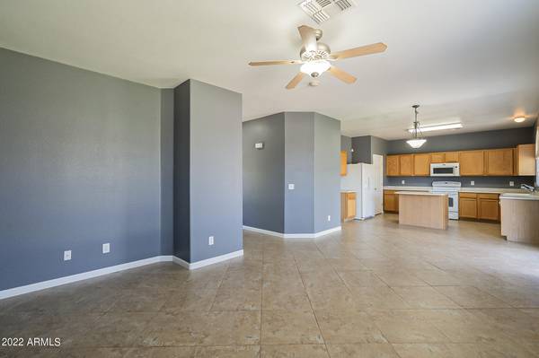 San Tan Valley, AZ 85140,4980 E MEADOW LAND Drive